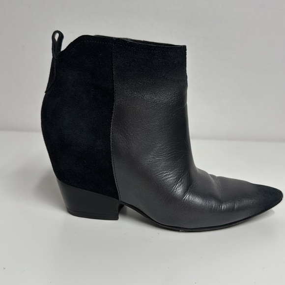 Sigerson Morrison Aerial Pointed Toe Black Leather Suede Boots Size  6.5 - Picture 5 of 12
